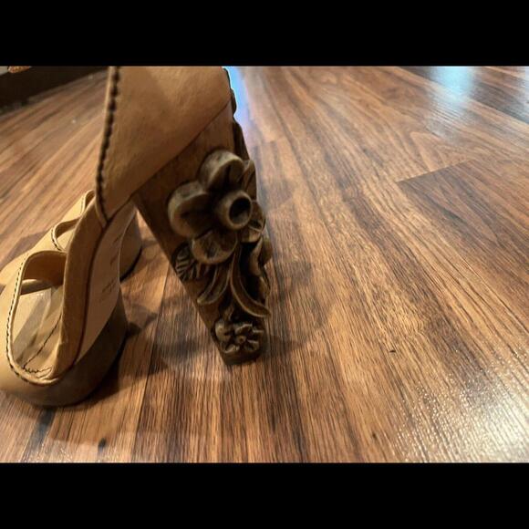 RARE Miu Miu Carved Wooden Heel Sandals 9.5 [pin-up rockabilly] - Picture 6 of 8